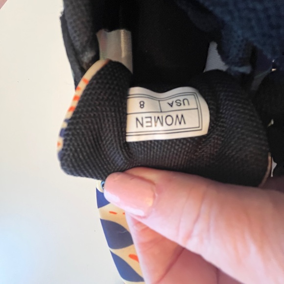 Colorful Patterned Sneakers - Picture 4 of 8